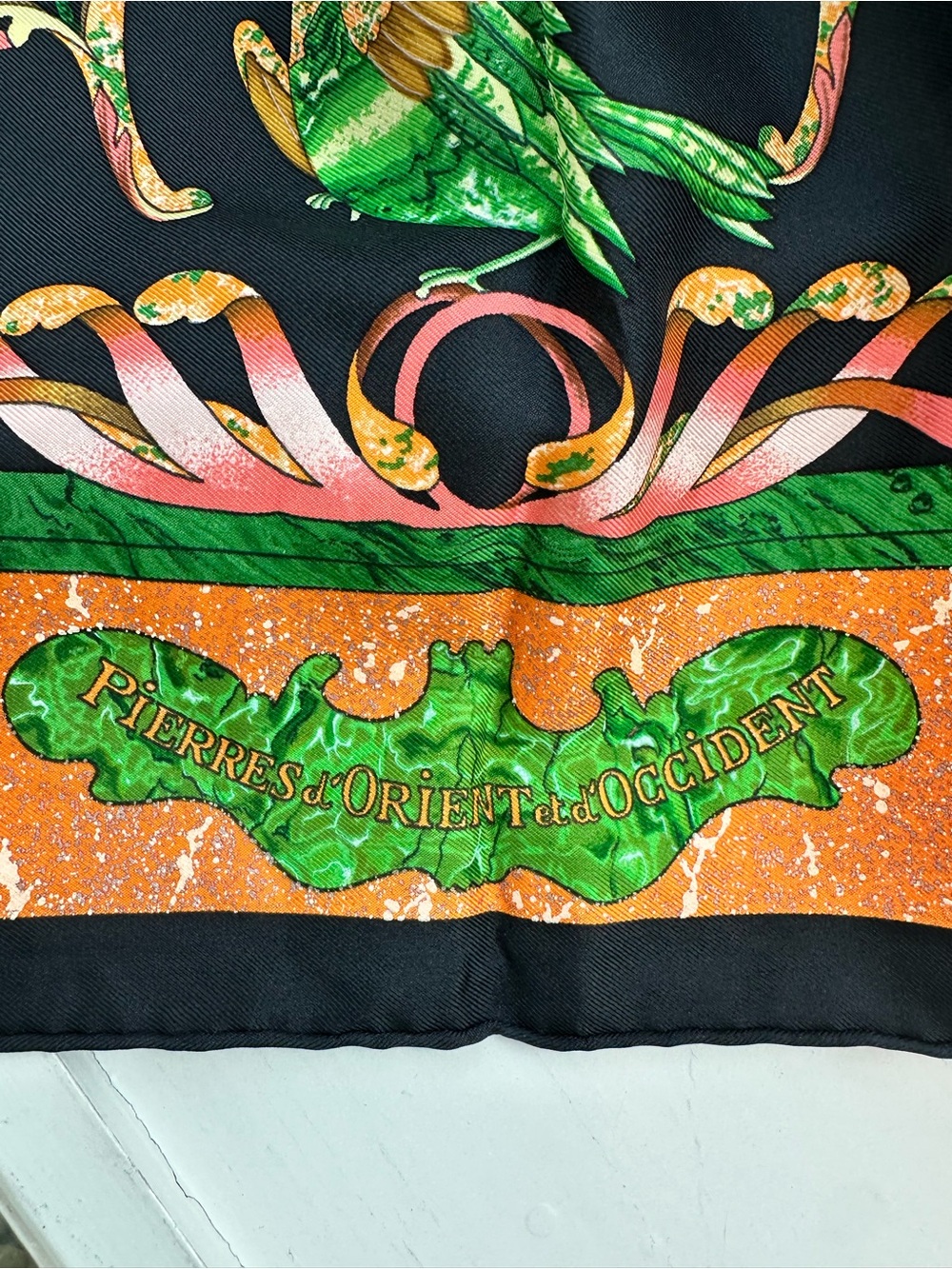 Hermes Scarf w/ box